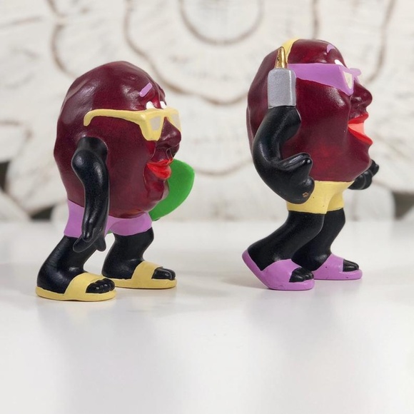 The California Raisin Guys Ceramic Figurines - Picture 2 of 5